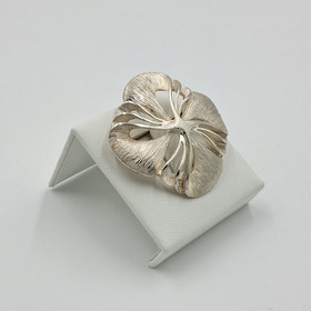 Rintakoru, Valokoru, hopeaa