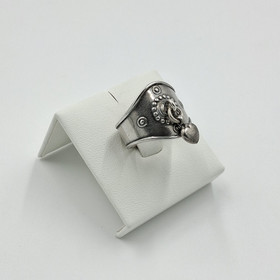 Sydänsormus, Kalevala Koru, hopeaa