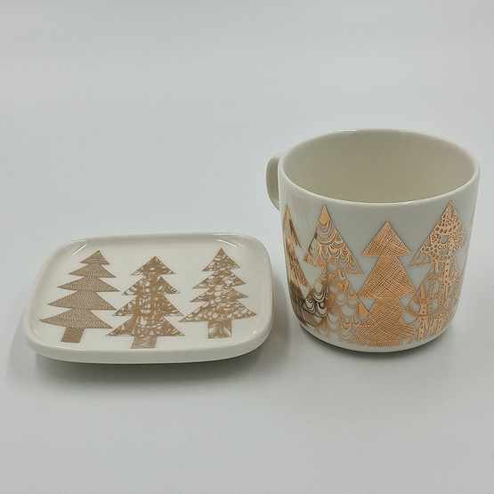 Kahvikuppi, Oiva kuusikossa, Marimekko, design Maija Louekari