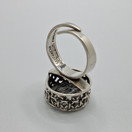 Sormus, Turun Hopea, design Pentti Sarpaneva, hopeaa