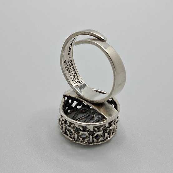 Sormus, Turun Hopea, design Pentti Sarpaneva, hopeaa