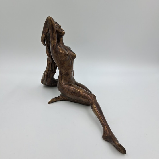 Pronssiveistos, naisfiguuri