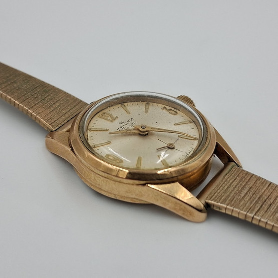 Rannekello, Zenith Sporto, Swiss made