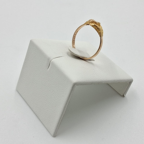 Sormus, Tammen Koru, 14k kultaa v. 1980