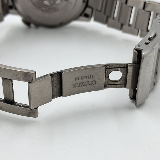 Rannekello, Citizen Eco-Drive, Radio Controlled, Sapphire