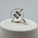 Riipus, design Elis Kauppi, hopeaa