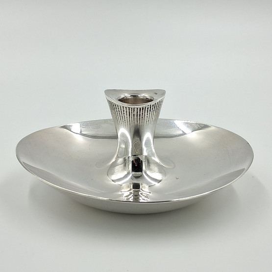 Kynttilänjalka, design Tapio Wirkkala, hopeaa v. 1961