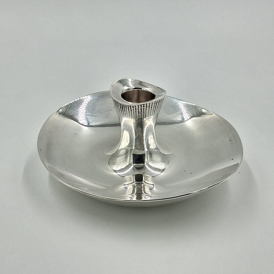 Kynttilänjalka, design Tapio Wirkkala, hopeaa v. 1961