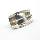 Rintakoru, hopeaa, design Elis Kauppi