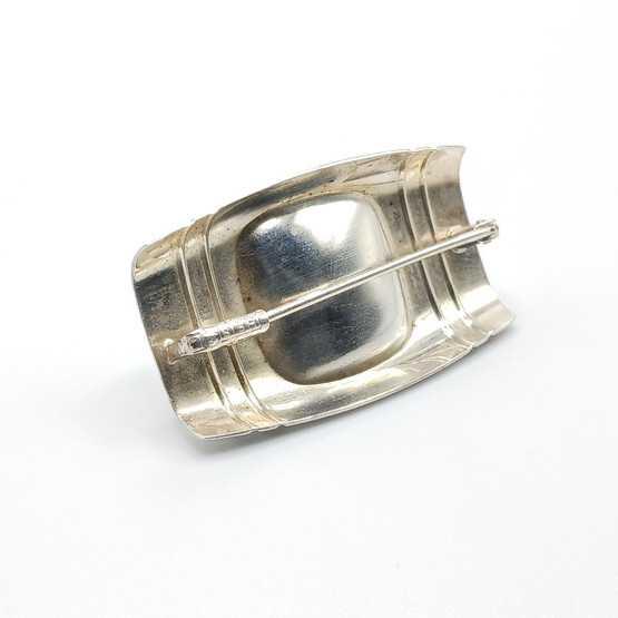 Rintakoru, hopeaa, design Elis Kauppi