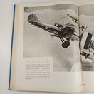 Kirja, Ilmapuolustus sanoin ja kuvin v. 1937