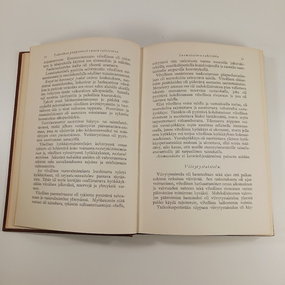 Kirja, Suomalainen ja venäläinen taktiikka talvisodassa v. 1948