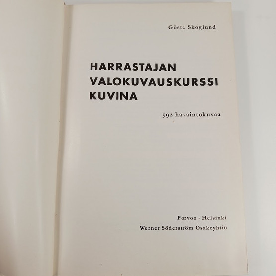 Kirja, Harrastajan valokuvauskurssi kuvina v. 1959