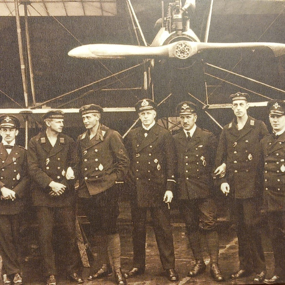 Korttisarja, Suomalaiset lentäjät taivaan valloittajina 1918