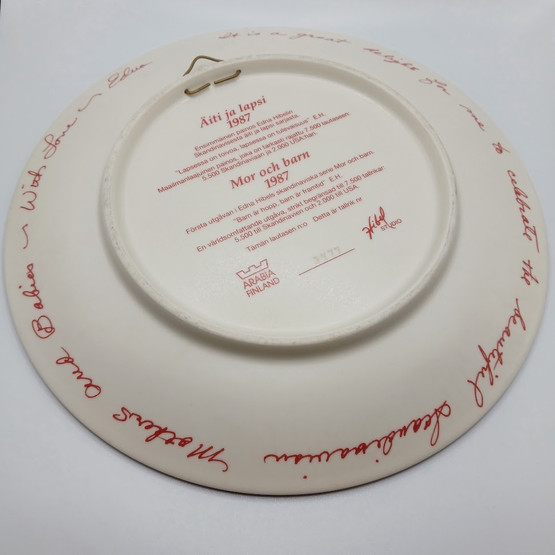 Seinälautanen, Äiti ja lapsi 1987, Arabia