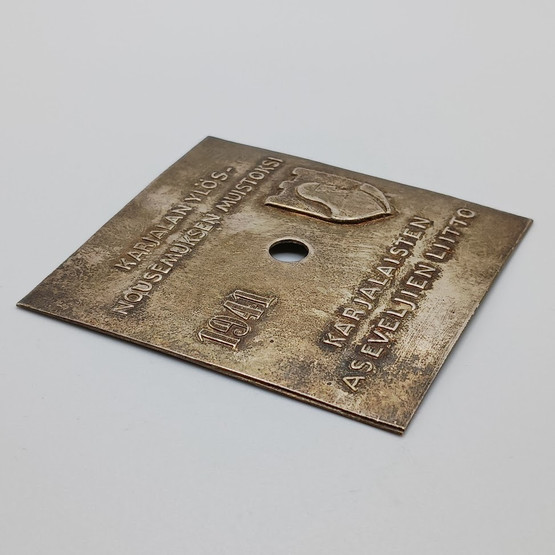 Laattamerkki, Karjalaisten aseveljien liitto