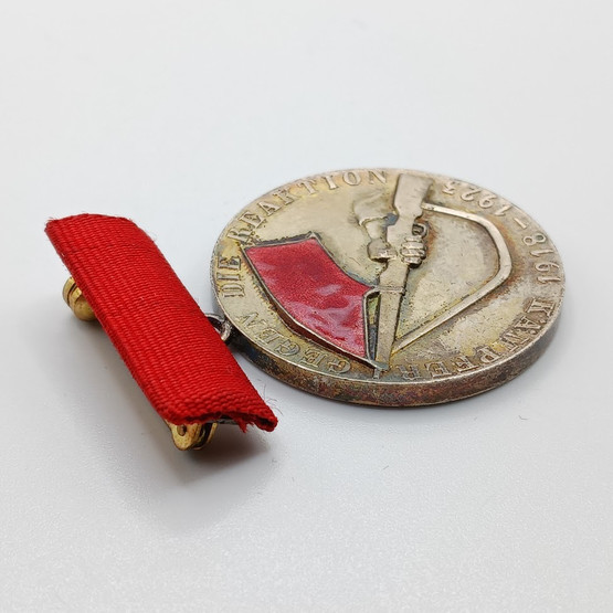 Mitali, Kämpfer gegen die reaktion 1918-1923