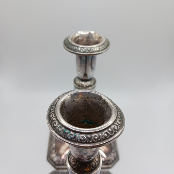 Kynttilänjalka 2kpl, hopeaa vuodelta 1965