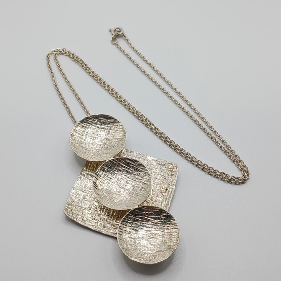 Kaulakoru, design Elis Kauppi