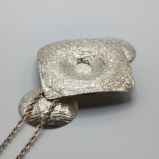 Kaulakoru, design Elis Kauppi