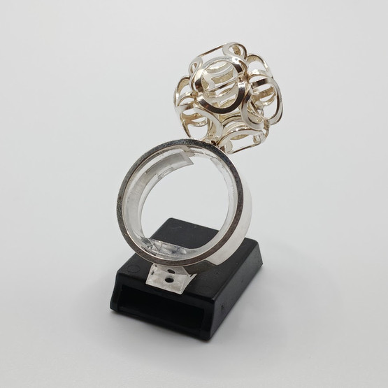 Sormus, design Elis Kauppi