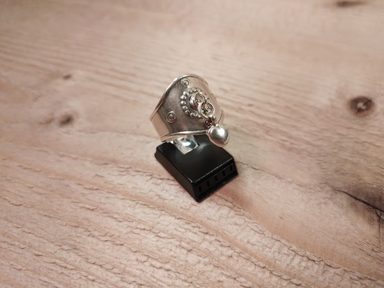 Sormus, Kalevala Koru