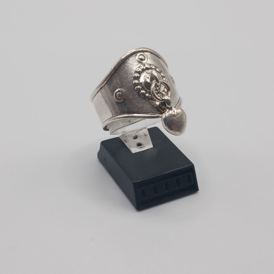 Sormus, Kalevala Koru