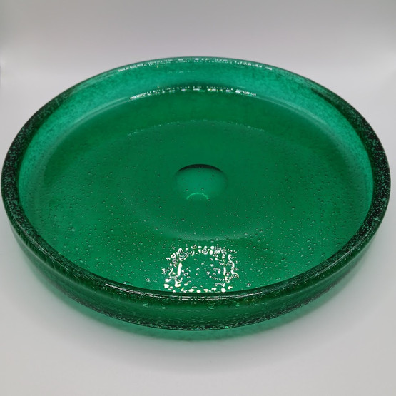 Tarjoilulautanen, sign. Arne von Jutrem