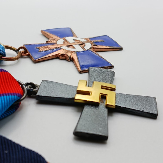 Mitaliripa, Ilmavoimien muistoristi Ilmavalvonta-soljella