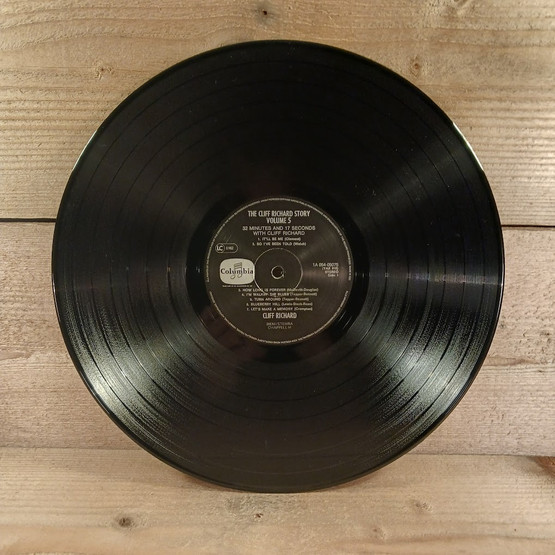 LP-levy, The Cliff Richard Story vol. 5
