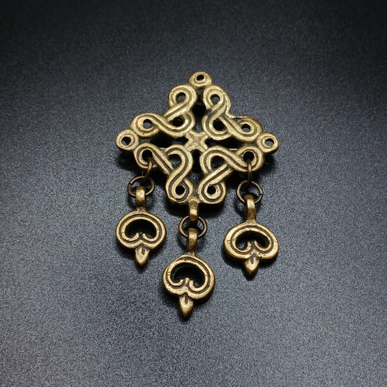 Rintakoru, Karjalainen nauhapunos, Kalevala Koru