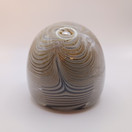 Taidelasi, sign. Oiva Toikka