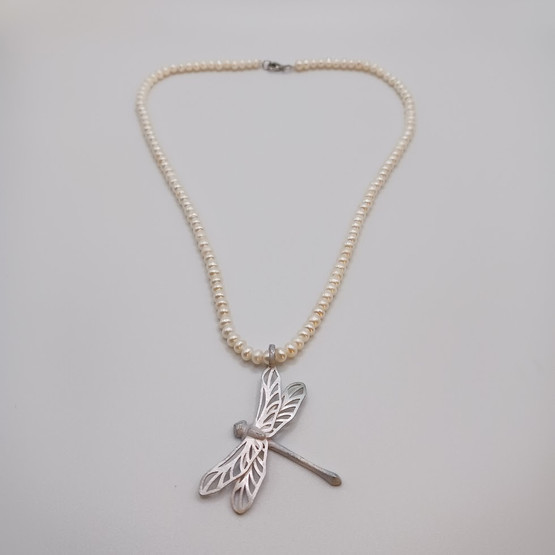 Kaulakoru, Kedolla, design Assi Arnimaa