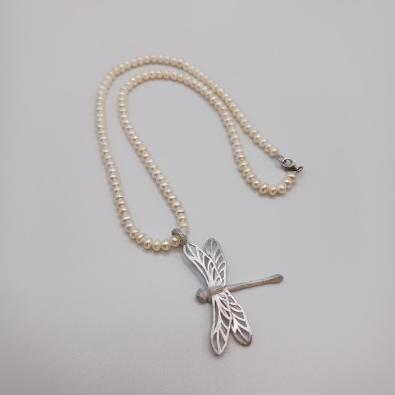 Kaulakoru, Kedolla, design Assi Arnimaa