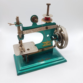 Lelu, Ompelukone, Casige, Made in Germany British Zone