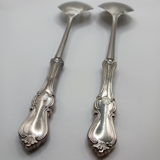 Salaattiottimet, Romantiikka