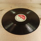 Savikiekko, Triola, Olavi Virta