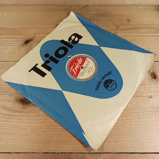 Savikiekko, Triola, Olavi Virta