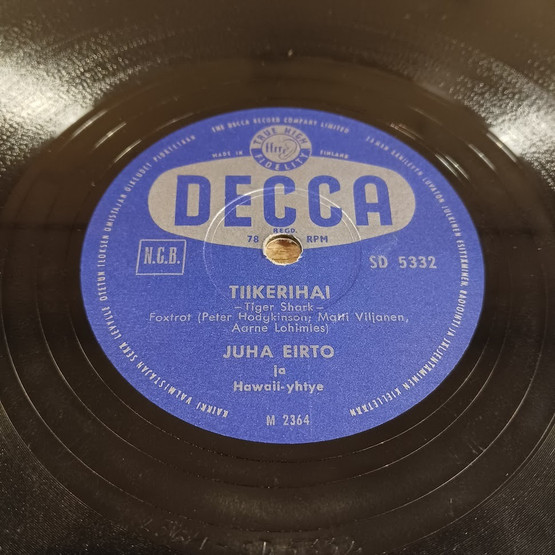 Savikiekko, Decca, Juha Eirto