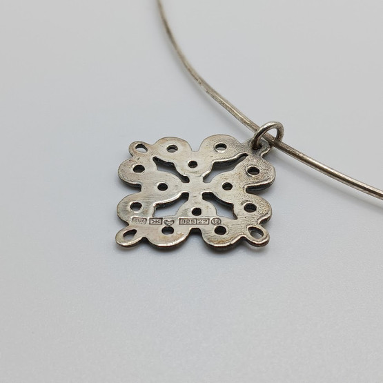 Kaulakoru, Karjalainen nauhapunos, Kalevala Koru