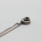 Kaulakoru, hopeaa, design Karl Laine