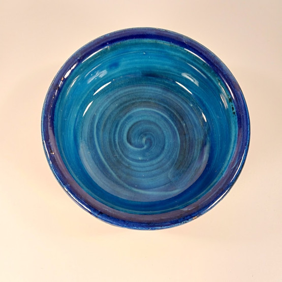 Kynttilänjalka, Bitossi