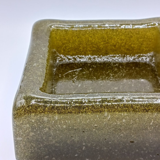 Iglu, tuhka-astia, design Oiva Toikka