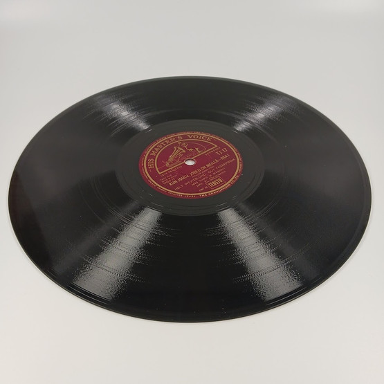 Savikiekko, Hely Westerlund, Guy Fagerström