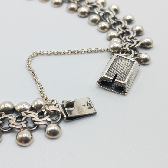 Rannekoru, hopeaa vuodelta 1960