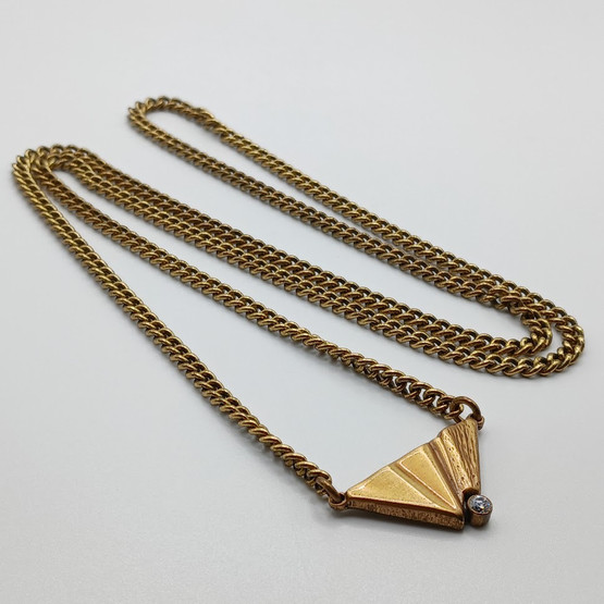 Kaulakoru, Finn feelings, hopeaa