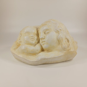 Kipsiveistos, sign. Aarre Aaltonen 1922