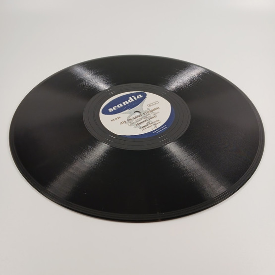 Savikiekko, Scandia, Annikki Tähti