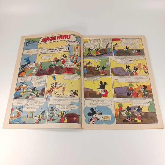 Sarjakuva, Mikki Hiiri ja norsunluukoirat, nro 10 B 1957