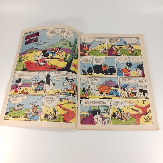 Sarjakuva, Mikki Hiiri ja yksinäinen ritari, nro 11 B 1956
